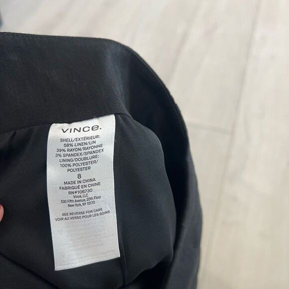 Vince Pleat Front Shorts In Black Linen Blend Size 8 Side Button - Picture 8 of 8